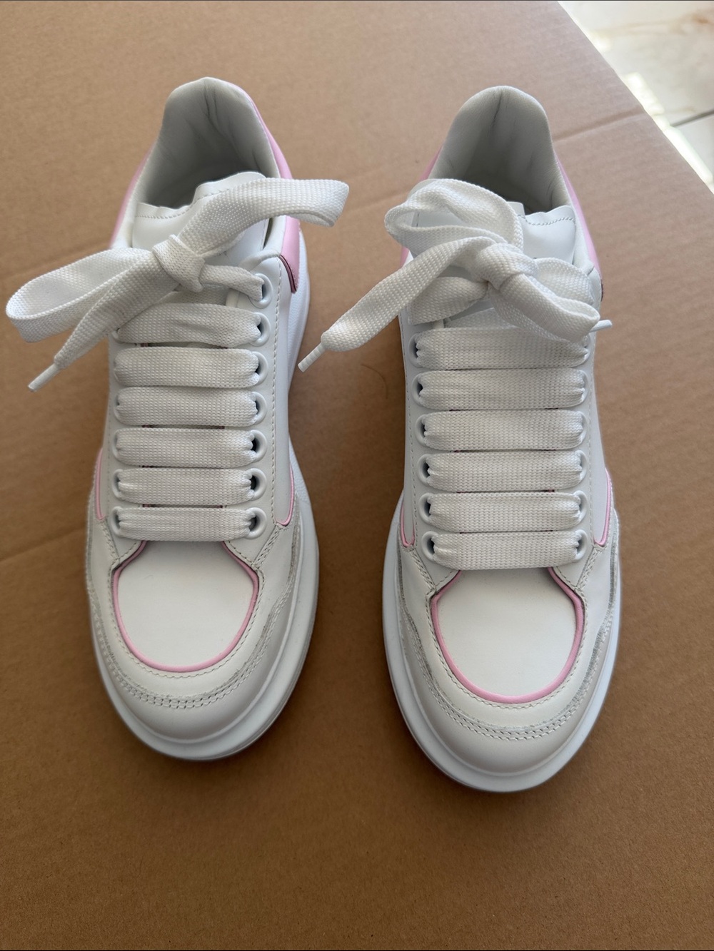 Alexander McQueen oversized hybrid sneakers leather white/ pink